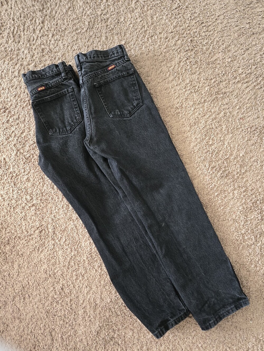 Wrangler Men's Black Straight Jeans - Classic Dark Wash